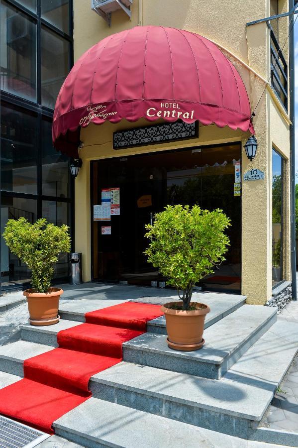 Central Hotel Tskaltubo Exterior foto